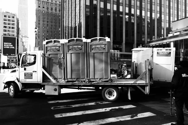 Best Portable toilet rental cost  in Southern Gateway, VA